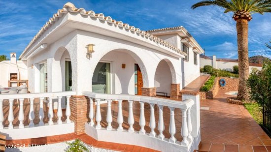 Villa en venta en Nerja (Málaga)