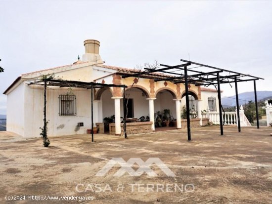  Villa en venta en Canillas de Aceituno (Málaga) 