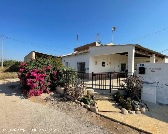  Finca en venta en Orihuela (Alicante) 