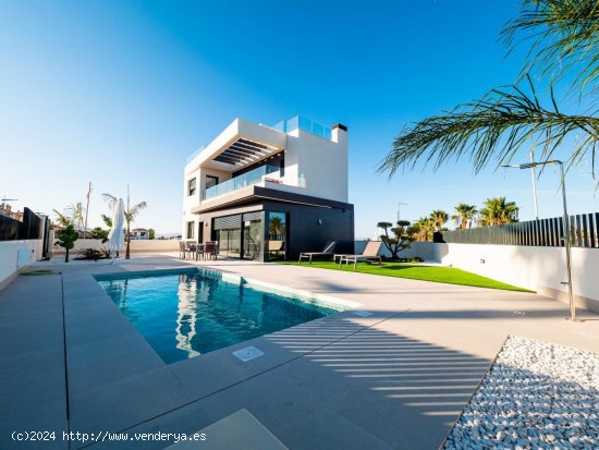 Villa en venta a estrenar en Algorfa (Alicante)