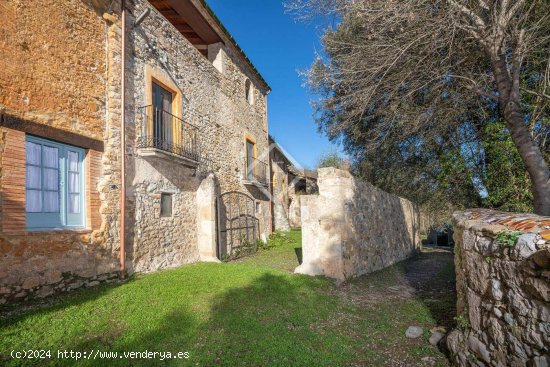 Casa en venta en Cabanelles (Girona)