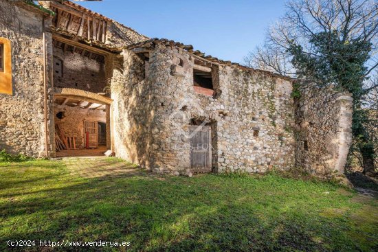 Casa en venta en Cabanelles (Girona)