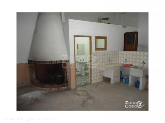 Local en venta en Polinyà de Xúquer (Valencia)