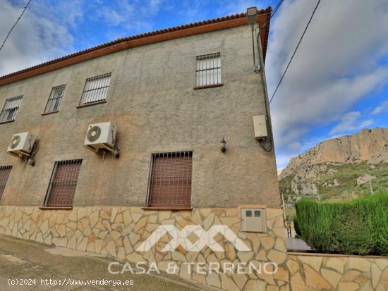 Finca en venta en Alfarnatejo (Málaga)