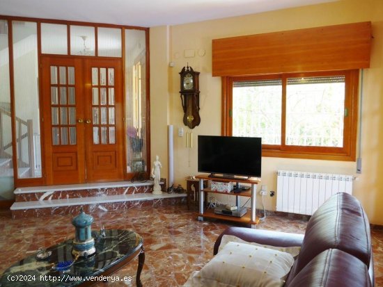 Chalet en venta en Granada (Granada)