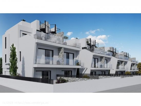 Casa en venta a estrenar en Guardamar del Segura (Alicante)