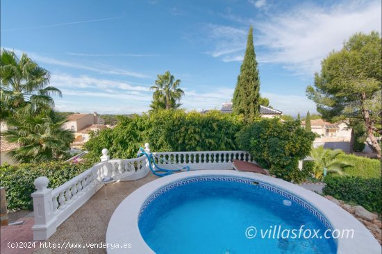 Villa en venta en San Miguel de Salinas (Alicante)