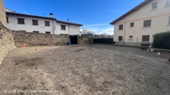 Finca en venta en Olza (Navarra)