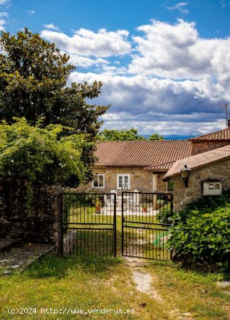 Villa en venta en Pantón (Lugo)