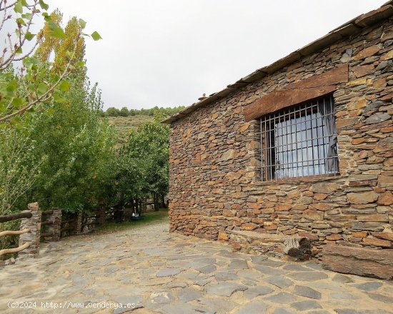 Casa en venta en Válor (Granada)