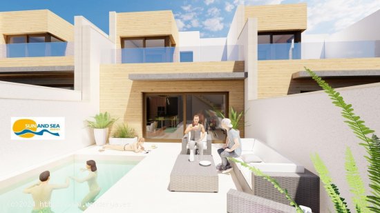 Villa en venta en construcción en Torrevieja (Alicante)