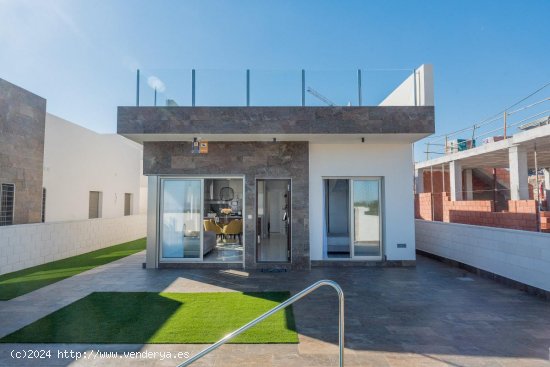 Villa en venta a estrenar en Orihuela (Alicante)