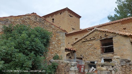 Finca en venta en Mirambel (Teruel)