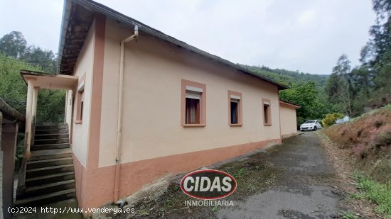 Casa en venta en Valdés (Asturias)