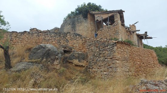 Finca en venta en Ráfales (Teruel)