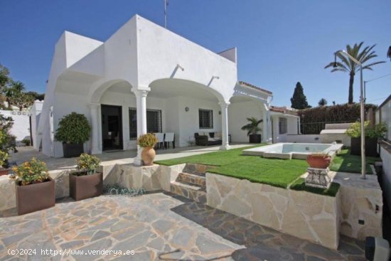  Villa en venta en Marbella (Málaga) 