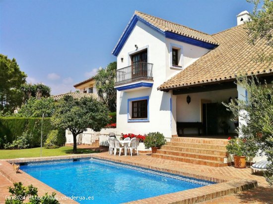  Villa en venta en Estepona (Málaga) 