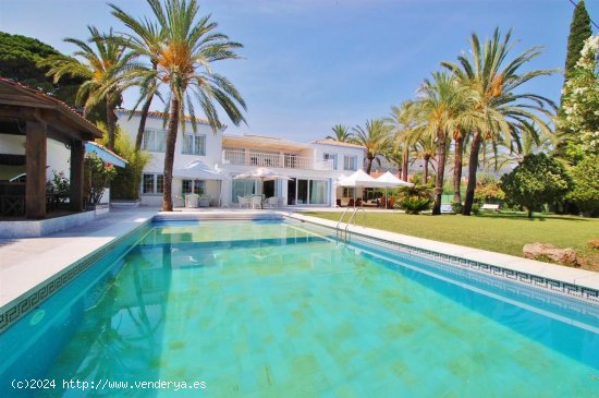  Villa en venta en Marbella (Málaga) 