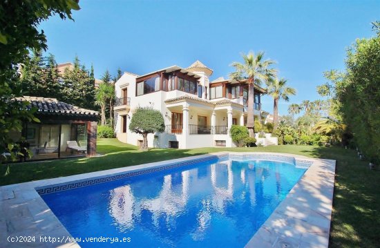  Villa en venta en Marbella (Málaga) 