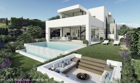  Villa en venta en Estepona (Málaga) 