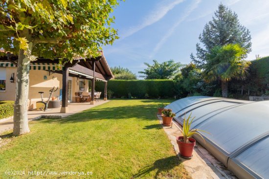 Casa en venta en Ayegui (Navarra)