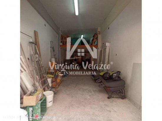 Local en venta en Rincón de la Victoria (Málaga)