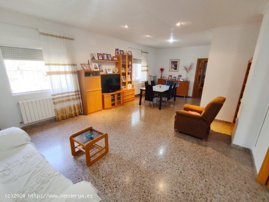 Villa en venta en Elche (Alicante)