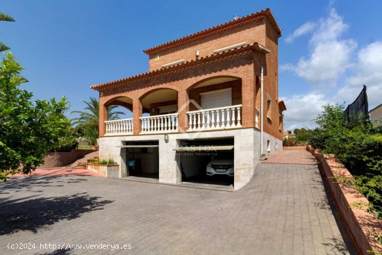 Casa en venta en Roda de Barà (Tarragona)