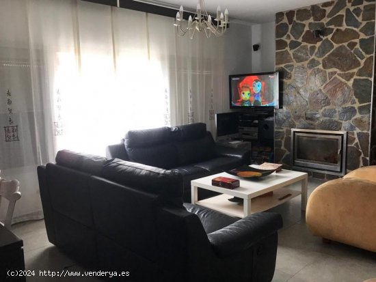 Villa en venta en Fuengirola (Málaga)