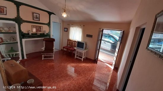 Villa en venta en Almogía (Málaga)