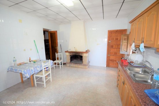 Casa en venta en Catral (Alicante)