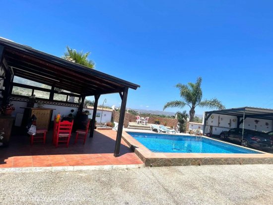 Finca en venta en Alhaurín de la Torre (Málaga)