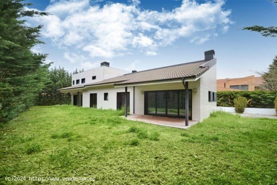  Casa en venta en Egüés (Navarra) 