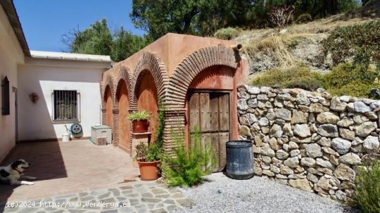 Villa en venta en Lanjarón (Granada)