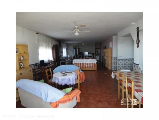 Chalet en venta en Alzira (Valencia)