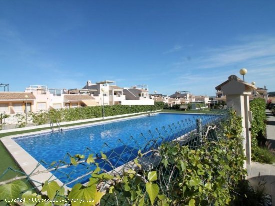 Bungalow en venta en San Miguel de Salinas (Alicante)