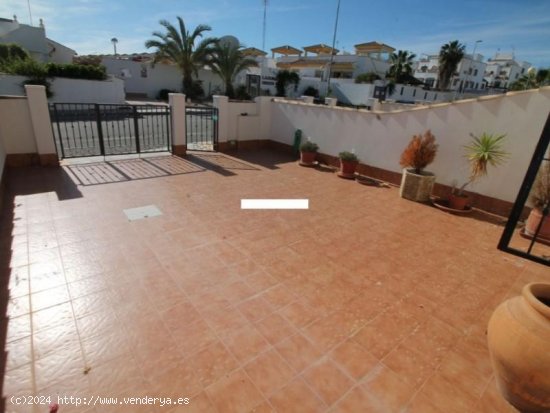 Bungalow en venta en San Miguel de Salinas (Alicante)