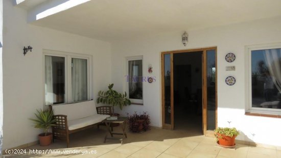 Villa en venta en Canillas de Aceituno (Málaga)