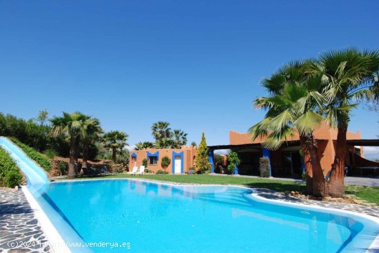 Finca en venta en Alhaurín el Grande (Málaga)