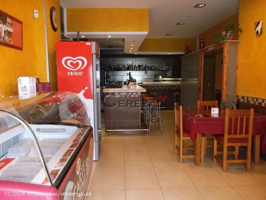 Local en venta en Viñuela (Málaga)