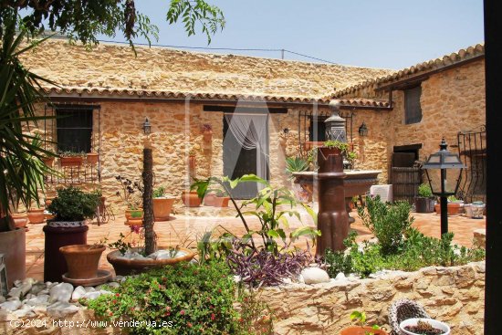 Finca en venta en Benissa (Alicante)