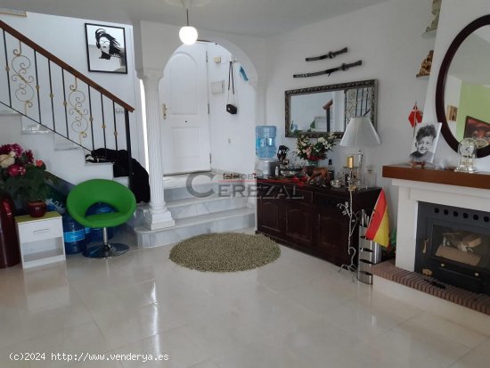 Villa en venta en Almayate (Málaga)