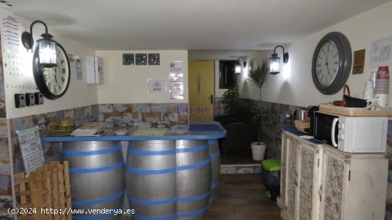 Local en venta en Cómpeta (Málaga)