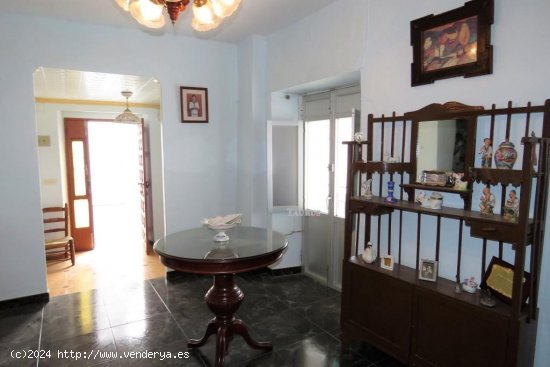 Casa en venta en Canillas de Albaida (Málaga)