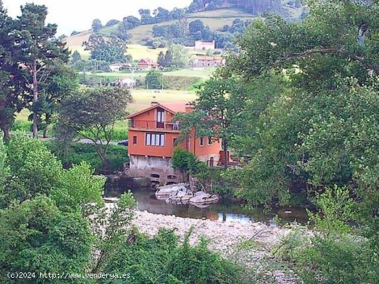 Casa en venta en Puente Viesgo (Cantabria)