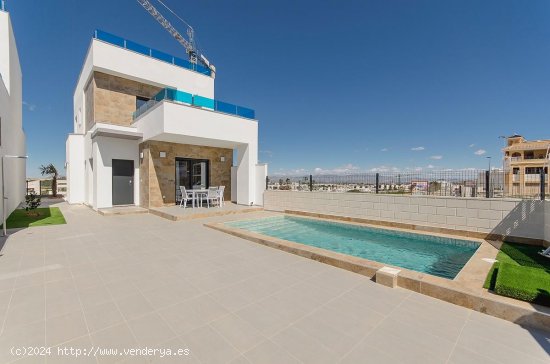 Villa en venta a estrenar en Polop (Alicante)