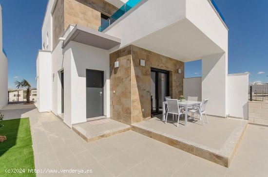 Villa en venta a estrenar en Polop (Alicante)