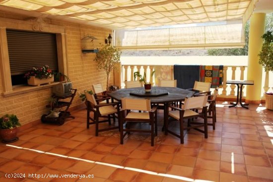 Villa en venta en Torrevieja (Alicante)