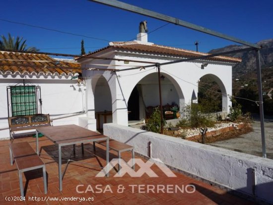 Finca en venta en Viñuela (Málaga)