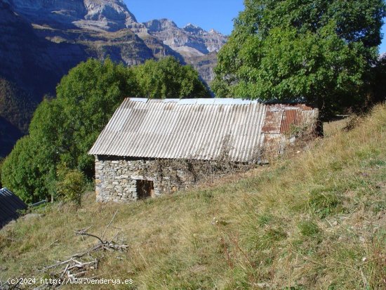 Villa en venta en Bielsa (Huesca)